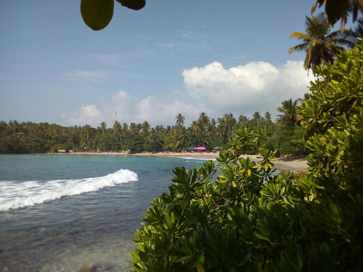 Hotel Surf Bay House Dikwella Sur Exterior foto